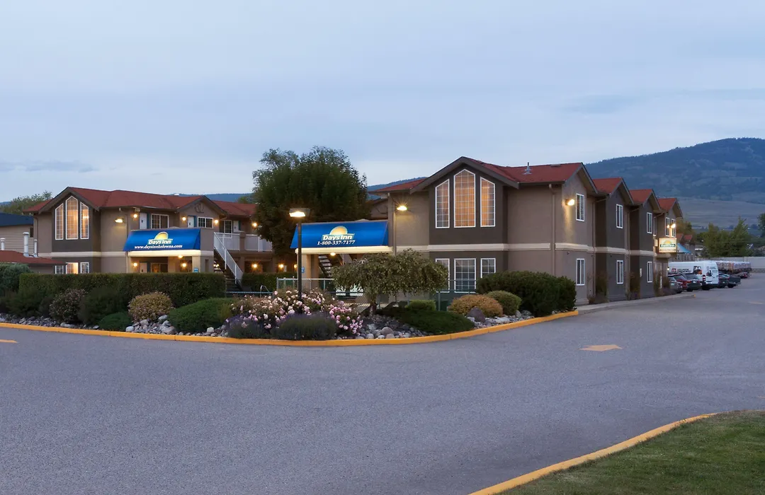 Days Inn By Wyndham Kelowna-1